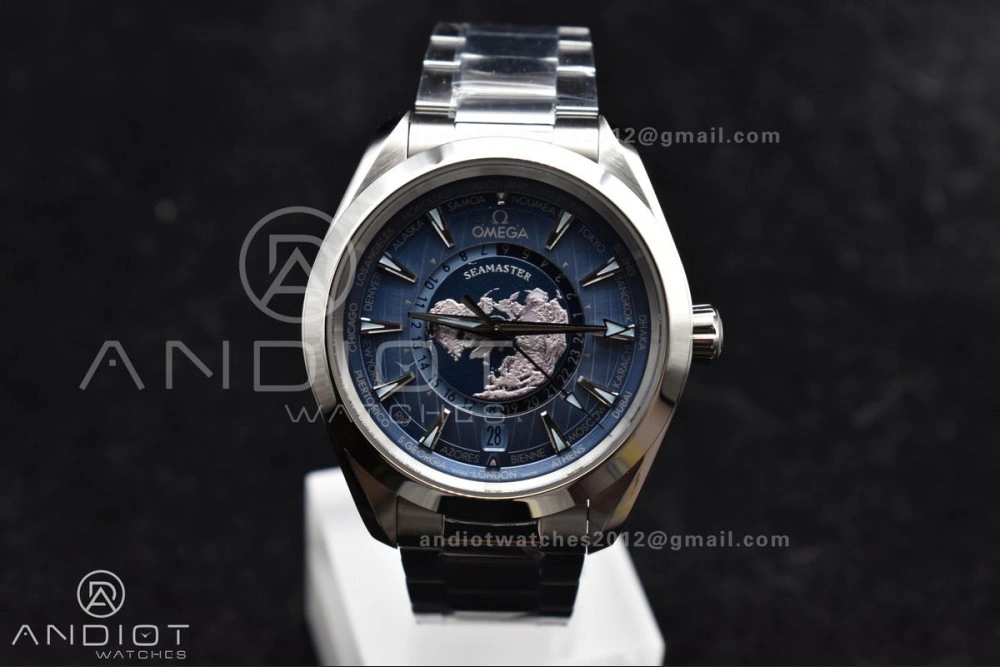 Aqua Terra GMT Worldtimer 43mm VSF 1:1 Best Edition Summer Blue Dial On Stainless Bracelet A8938 Super Clone