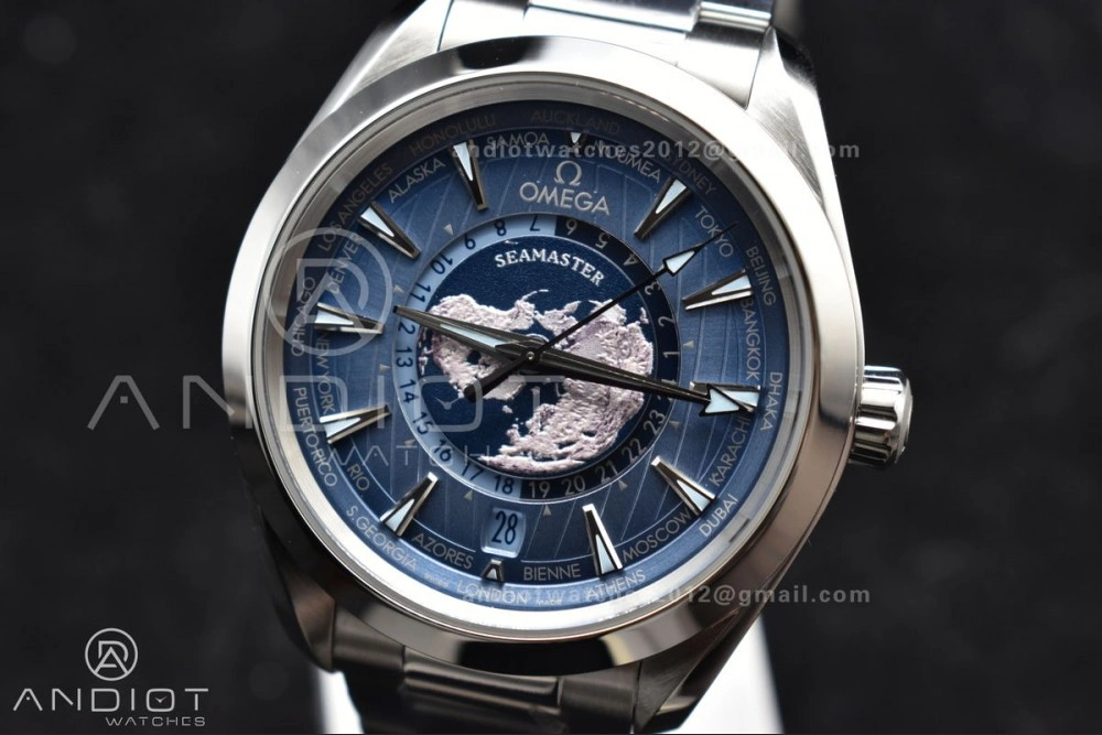 Aqua Terra GMT Worldtimer 43mm VSF 1:1 Best Edition Summer Blue Dial On Stainless Bracelet A8938 Super Clone