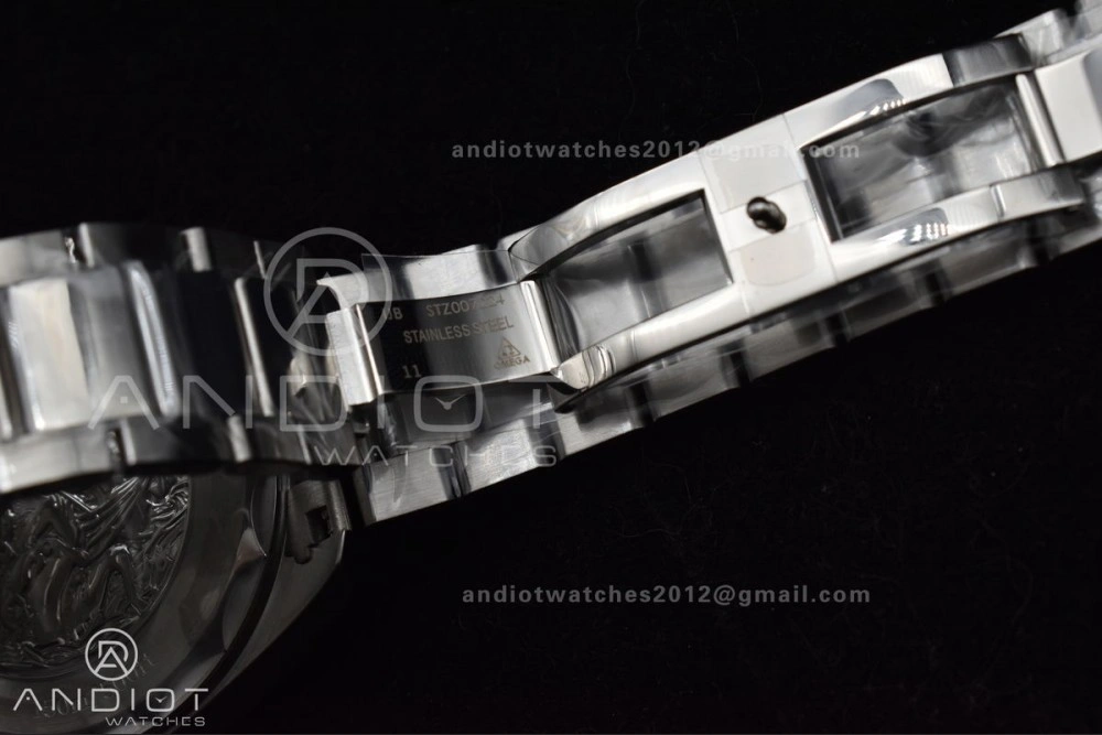 Aqua Terra GMT Worldtimer 43mm VSF 1:1 Best Edition Summer Blue Dial On Stainless Bracelet A8938 Super Clone