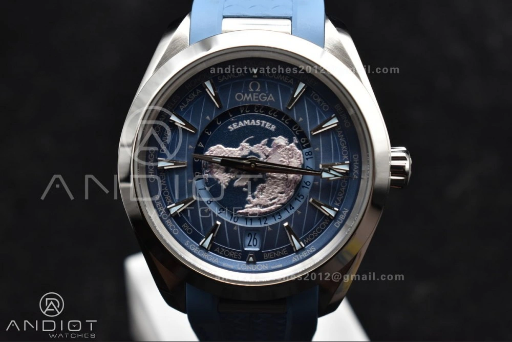 Aqua Terra GMT Worldtimer 43mm VSF 1:1 Best Edition Summer Blue Dial on Blue Rubber Strap A8938 Super Clone