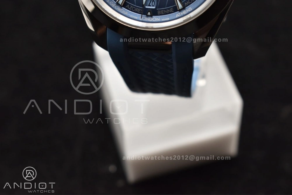 Aqua Terra GMT Worldtimer 43mm VSF 1:1 Best Edition Summer Blue Dial on Blue Rubber Strap A8938 Super Clone