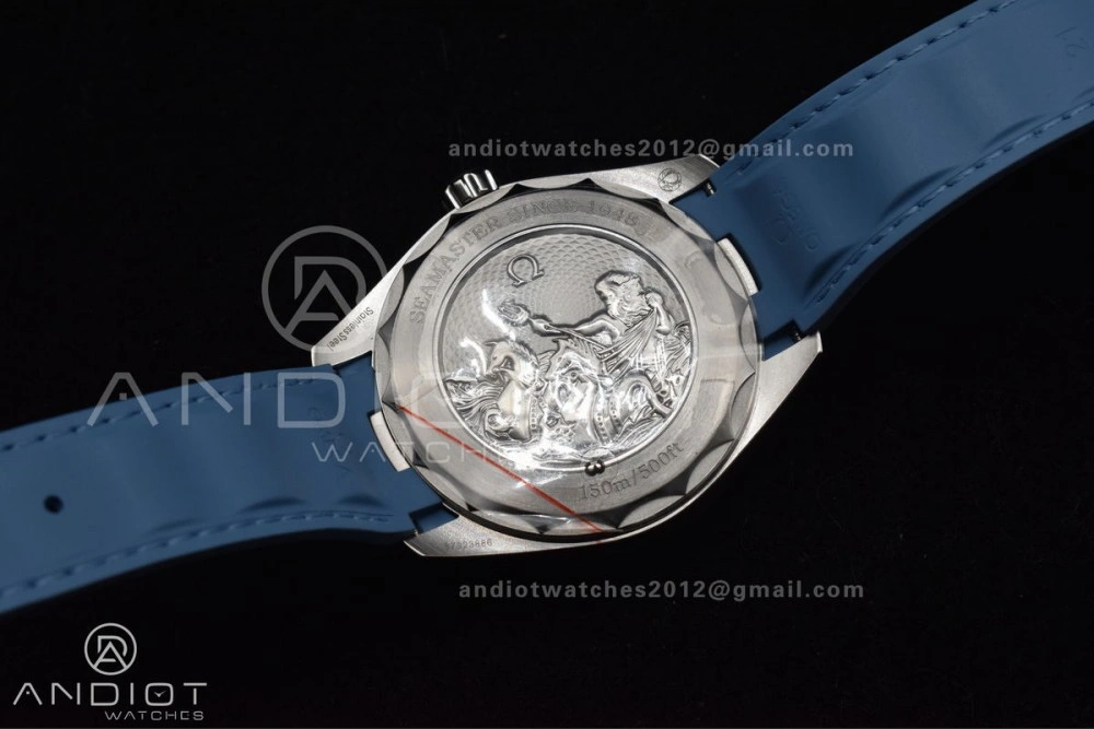 Aqua Terra GMT Worldtimer 43mm VSF 1:1 Best Edition Summer Blue Dial on Blue Rubber Strap A8938 Super Clone