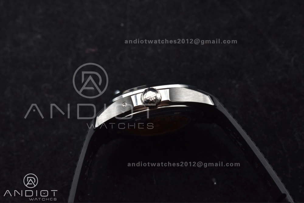 Aquanaut 5164A SS GRF Best Edition Gray Dial on Black Rubber Strap A324 V2