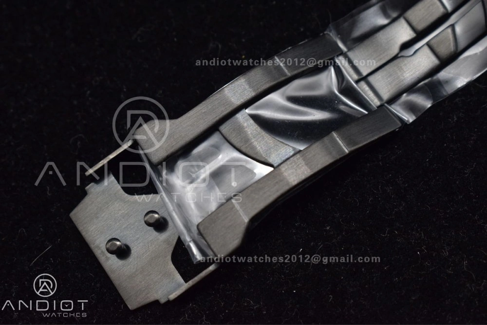 Big Bang Unico Red Magic Ceramic BBF 1:1 Best Edition Skeleton Dial on Red Rubber Strap A1280