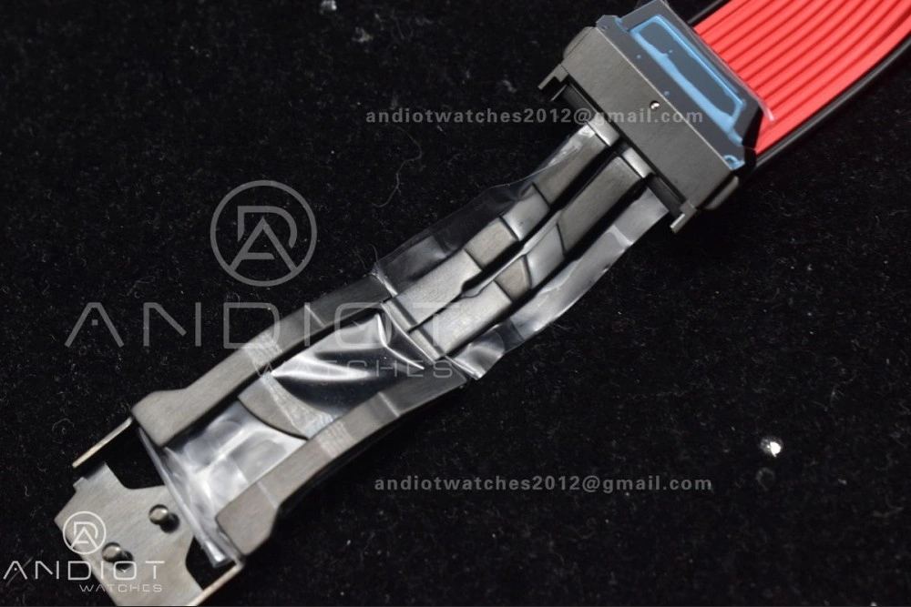 Big Bang Unico Red Magic Ceramic BBF 1:1 Best Edition Skeleton Dial on Red Rubber Strap A1280