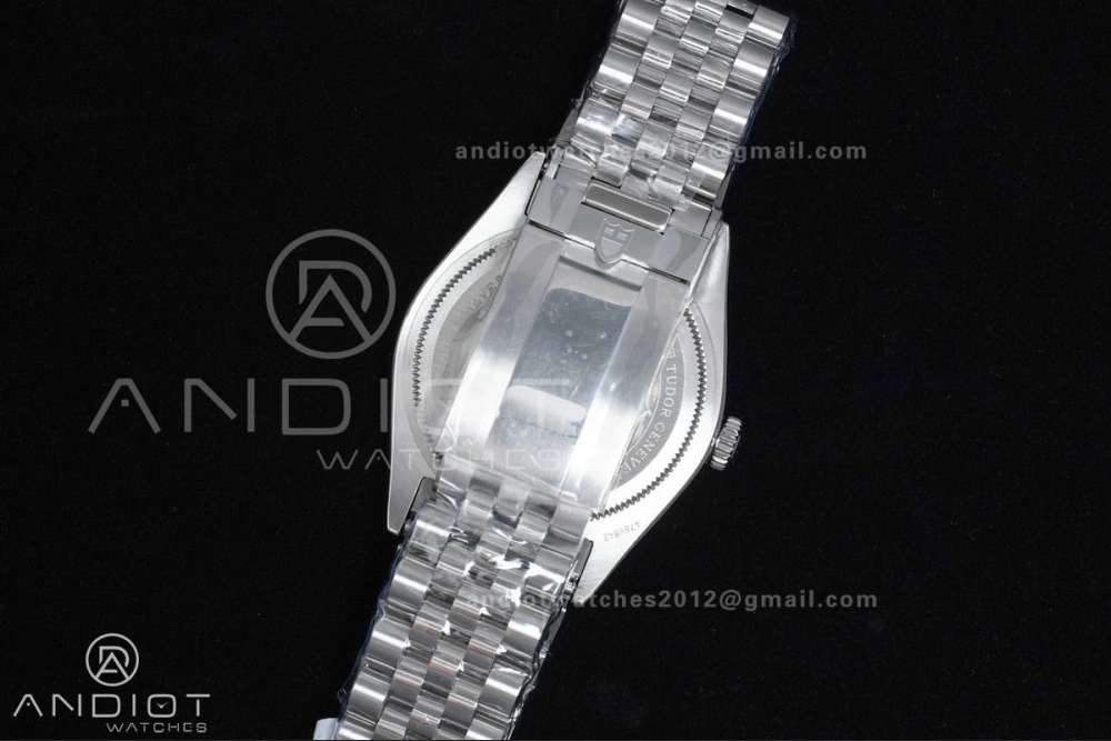 Black Bay 39mm SS KRF 1:1 Best Edition Anthracite Dial on Jubilee Bracelet SW200