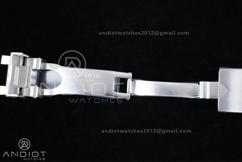 Black Bay Fifty Eight 39mm SS ZF 1:1 Best Edition Blue Dial on SS Bracelet A2824