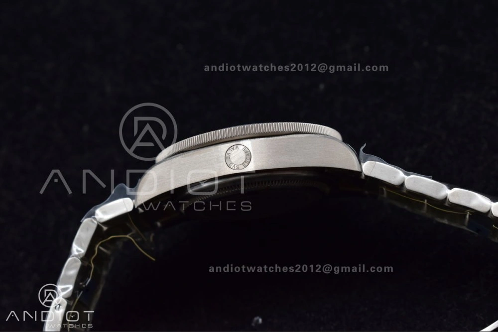 Blue Pelagos XF 1:1 Best Edition on Titanium Bracelet A2824 V5