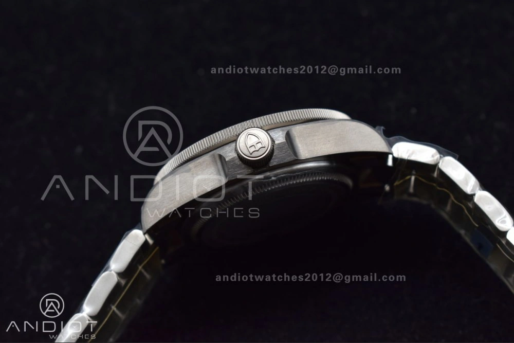 Blue Pelagos XF 1:1 Best Edition on Titanium Bracelet A2824 V5