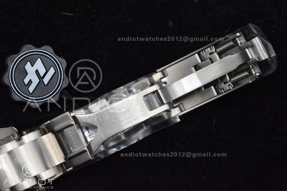 Blue Pelagos ZF 1:1 Best Edition on Titanium Bracelet A2824 V5