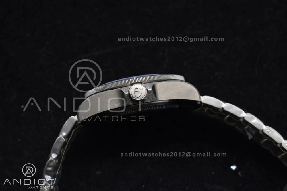 Blue Pelagos ZF 1:1 Best Edition on Titanium Bracelet A2824 V5