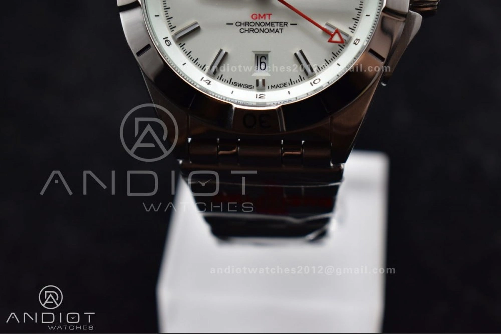 Breitling BLS Factory Chronomat Automatic 1:1 Best Edition GMT 40mm White Dial On SS Bracelet A2836