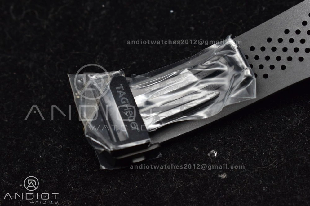 Carrera Cal. HEUER 01 45mm Full Blk Ceramic XF A1887