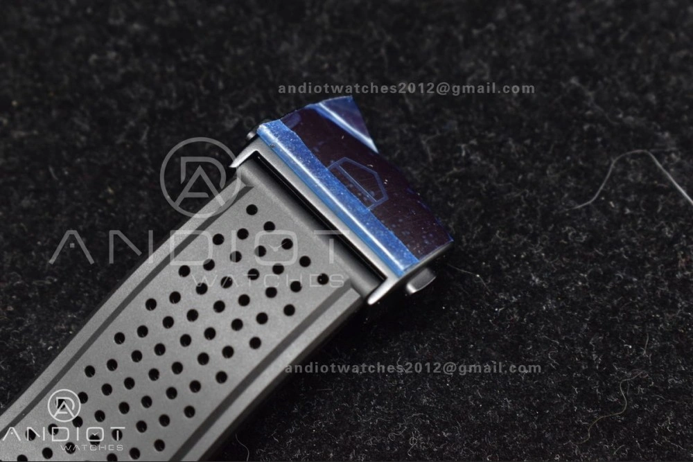 Carrera Cal. HEUER 01 45mm RG RU Blk XF A1887