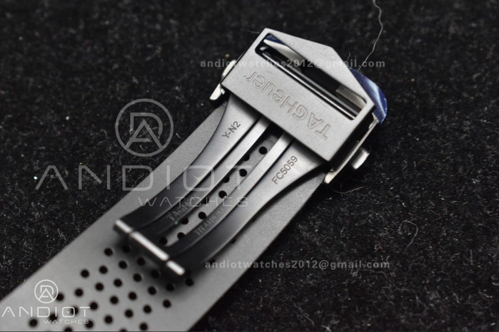 Carrera Cal. HEUER 01 45mm RG RU Blk XF A1887