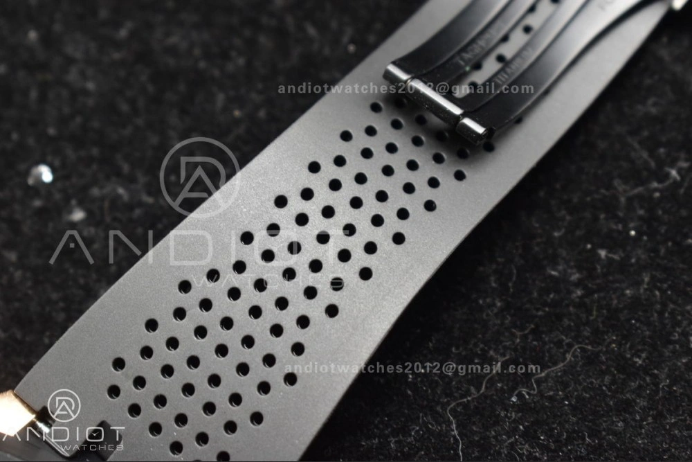 Carrera Cal. HEUER 01 45mm RG RU Blk XF A1887