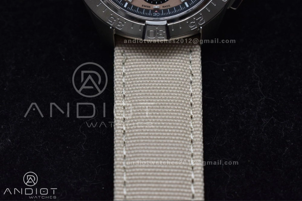 Chronograph Avenger B01 44mm BLSF 1:1 Best Edition Khaki Dial On Nato Strap A7750