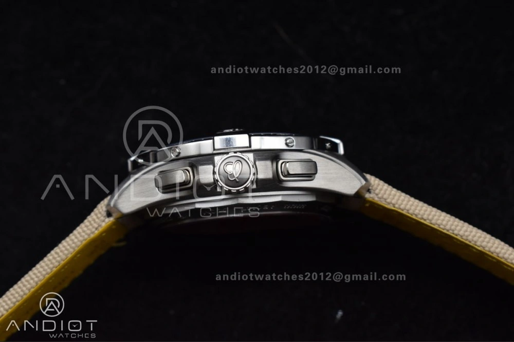 Chronograph Avenger B01 44mm BLSF 1:1 Best Edition Khaki Dial On Nato Strap A7750