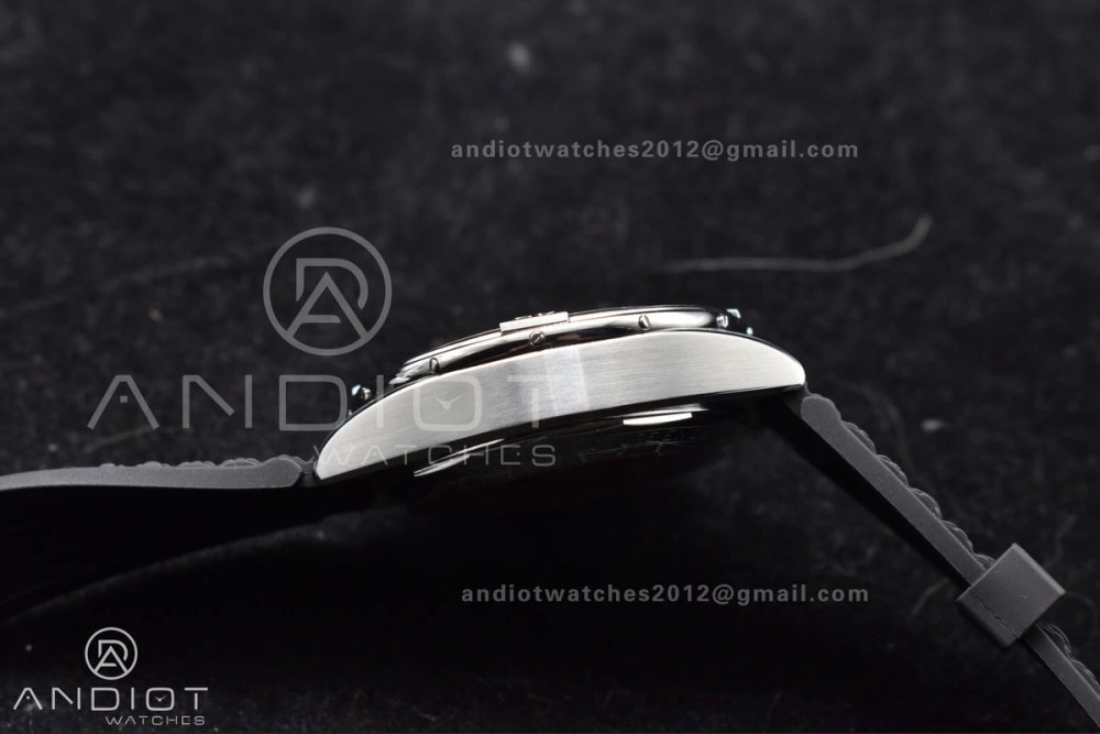 Chronomat B01 44mm SS BLSF 1:1 Best Edition Green Dial On Robber Bracelet A7750