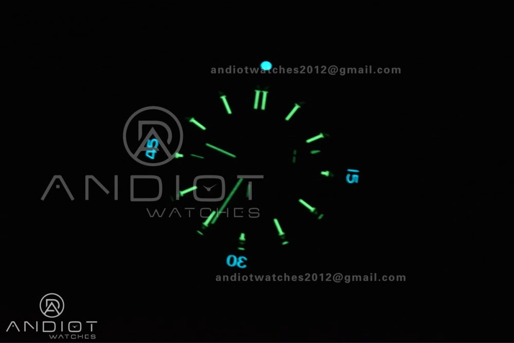 Chronomat B01 44mm SS BLSF 1:1 Best Edition Green Dial On Robber Bracelet A7750