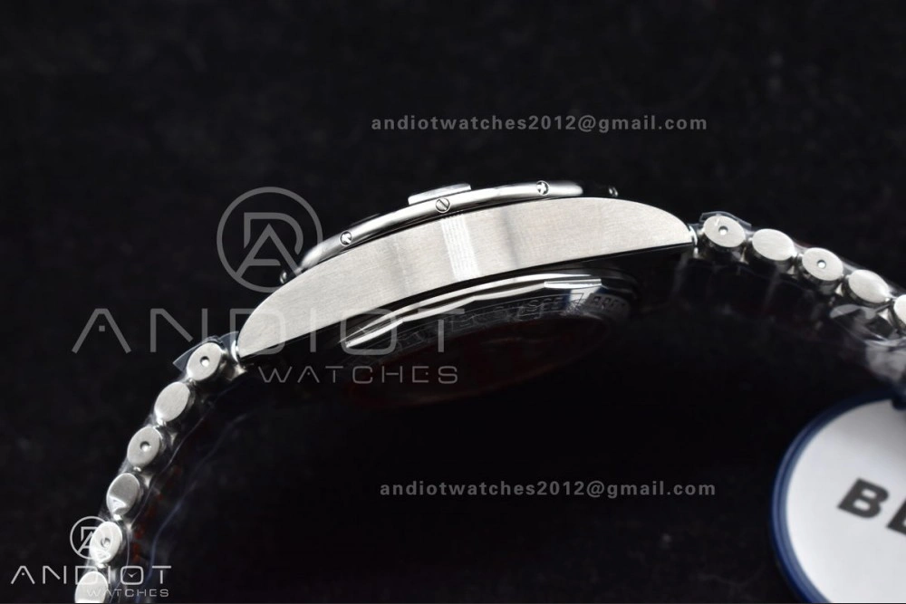 Chronomat B01 44mm SS BLSF 1:1 Best Edition Red Dial On SS Bracelet A7750