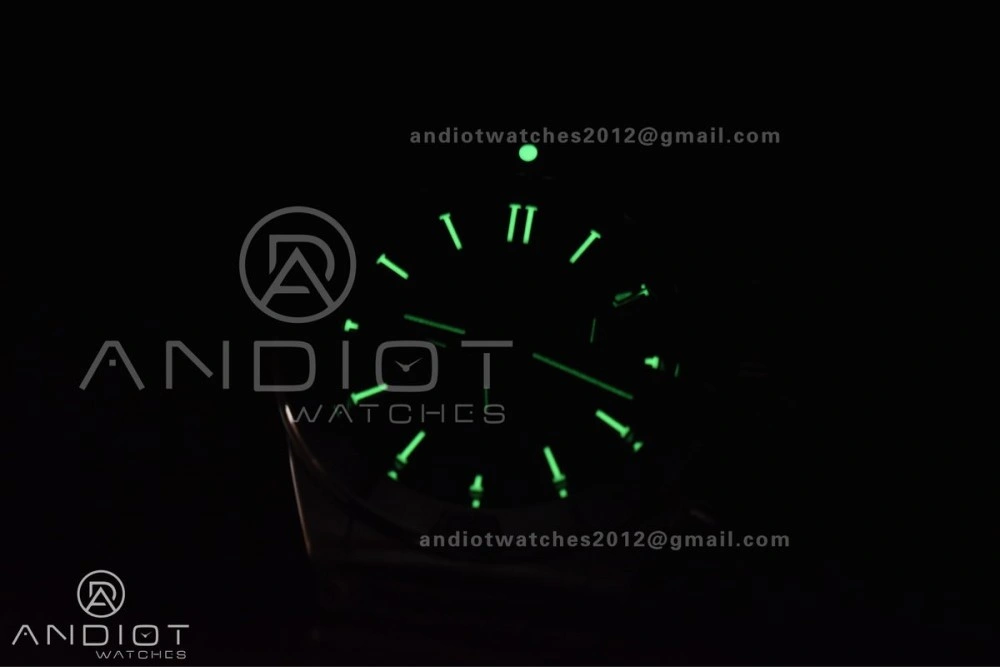 Chronomat B01 44mm SS BLSF 1:1 Best Edition Red Dial On SS Bracelet A7750