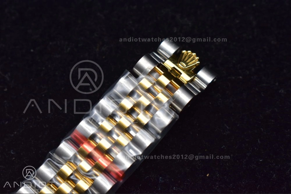 DateJust 31 Ladies 278289 WF 316L Steel Green Dial Fluted Bezel and Markers on President Syle Bracelet