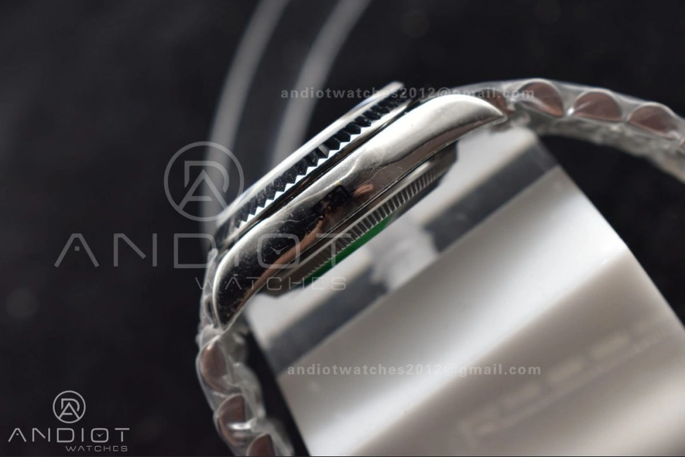 DateJust 31 Ladies 278289 WF 316L Steel Green Dial Stick Markers on President Syle Bracelet