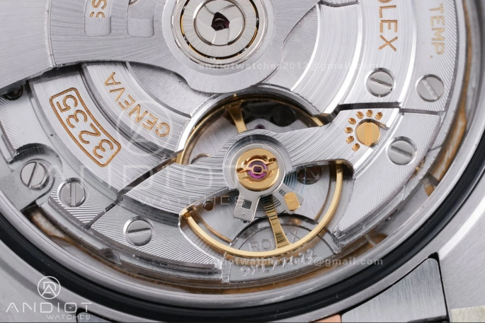 DateJust 41 126331 Clean 1:1 Best Edition 904L Steel Champagne Dial on SS RG Jubilee Bracelet SH3235