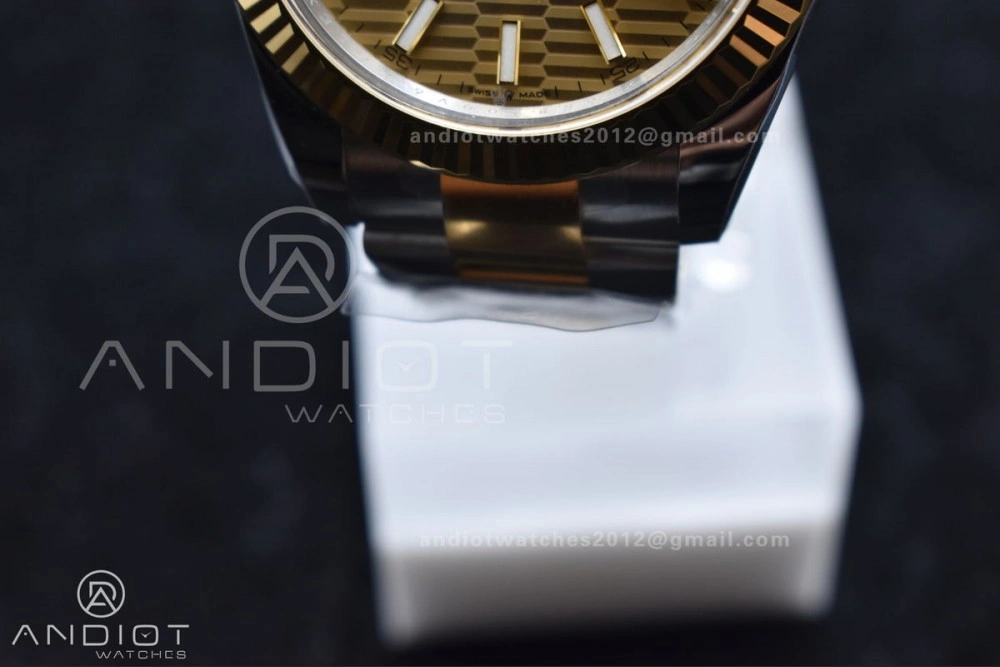 DateJust 41 126333 Clean 1:1 Best Edition 904L Steel YG Textured Dial on SS YG Oyster Bracelet VR3235