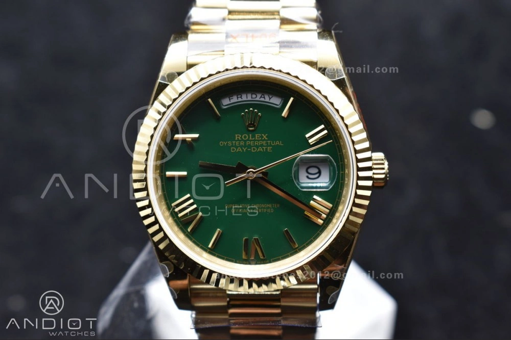 DayDate 40 YG GMF Gain Weight 904L Steel Green Dial Roman Markers on President Bracelet A3255 V2