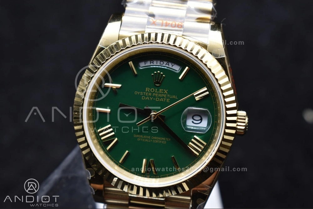 DayDate 40 YG GMF Gain Weight 904L Steel Green Dial Roman Markers on President Bracelet A3255 V2