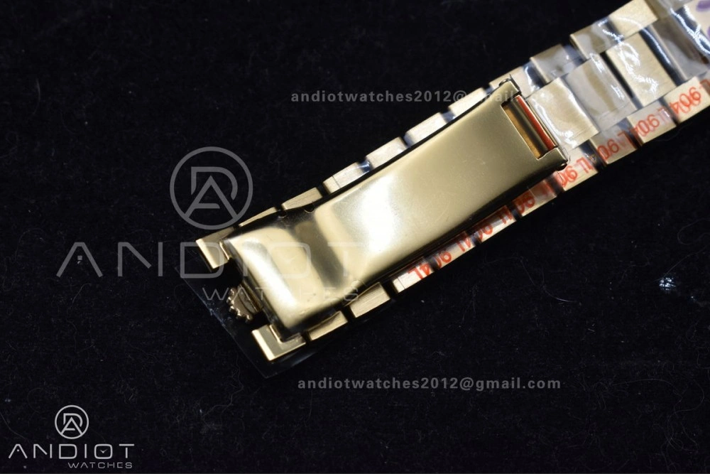 DayDate 40 YG GMF Gain Weight 904L Steel Green Dial Roman Markers on President Bracelet A3255 V2