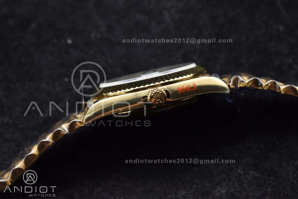 DayDate 40 YG GMF Gain Weight 904L Steel Green Dial Roman Markers on President Bracelet A3255 V2