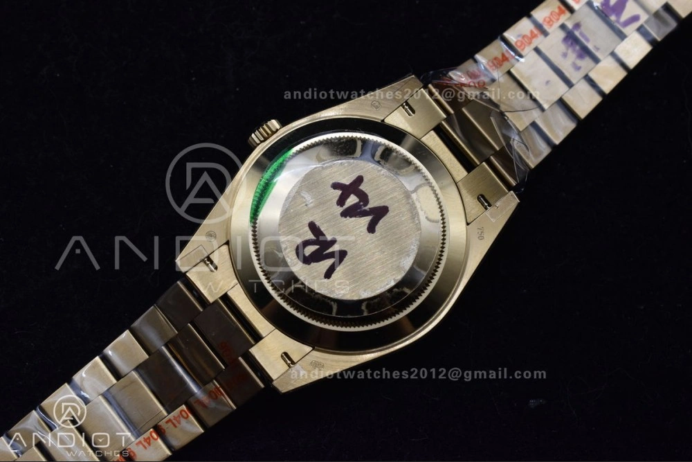 DayDate 40 YG GMF Gain Weight 904L Steel Green Dial Roman Markers on President Bracelet A3255 V2
