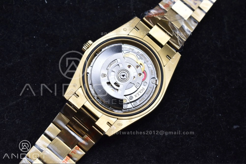 DayDate 40 YG GMF Gain Weight 904L Steel Green Dial Roman Markers on President Bracelet A3255 V2