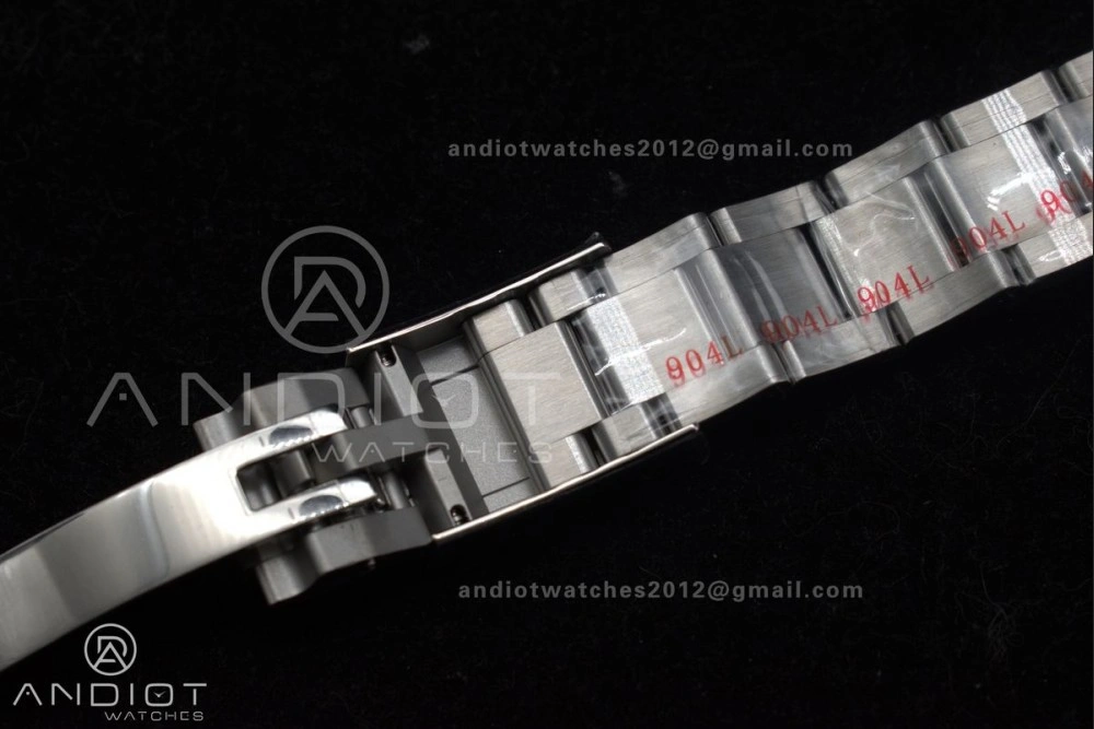 Daytona 116500 ZF 1:1 Best Edition 904L SS Case and Bracelet Black Dial SH4130