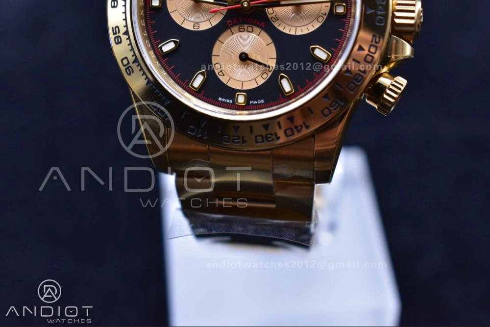 Daytona 116505 Clean 1:1 Best Edition Black Dial YG Markers on YG Bracelet SA4130 V2