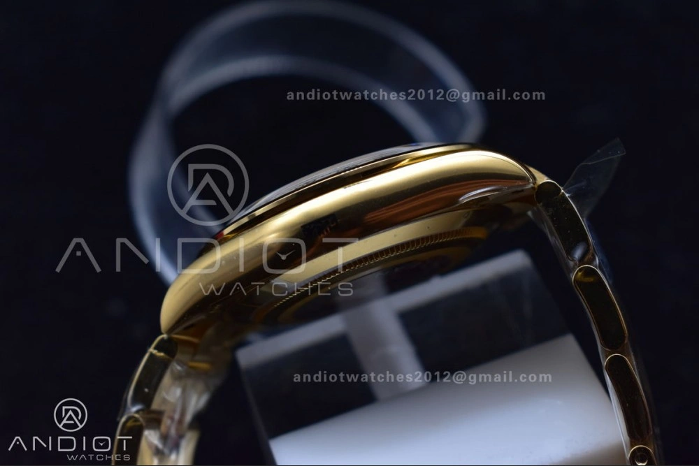 Daytona 116505 Clean 1:1 Best Edition Black Dial on YG Bracelet SA4130 V2