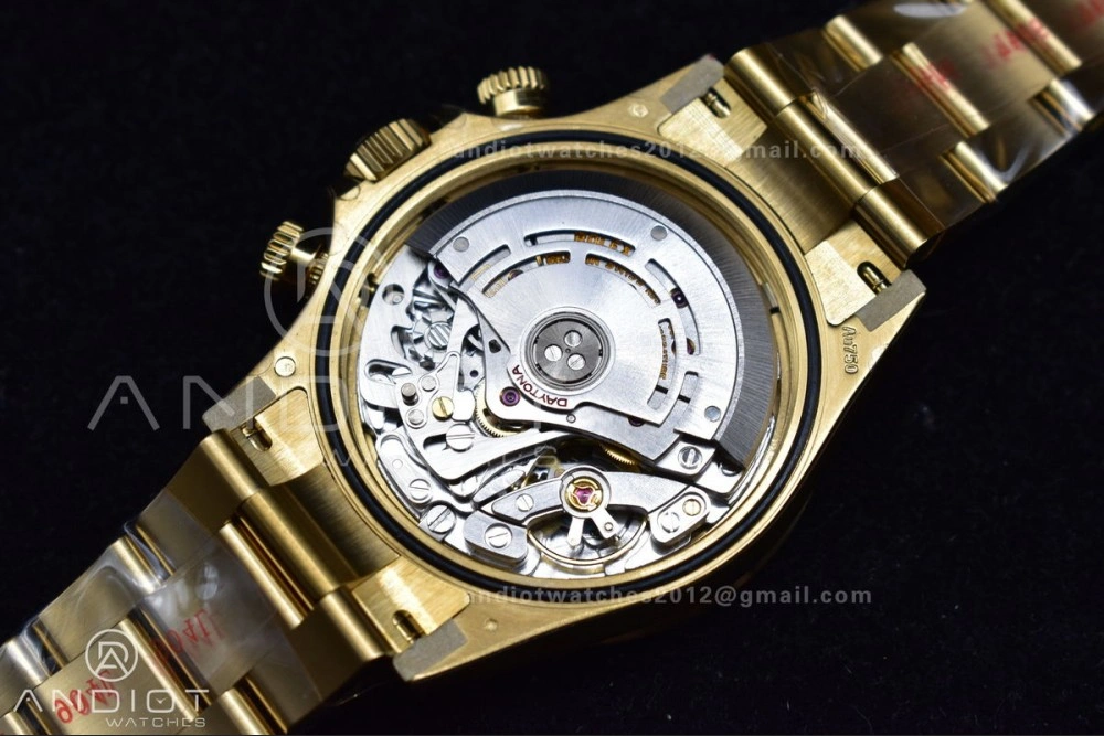 Daytona 116505 Clean 1:1 Best Edition YG Dial Black Markers on YG Bracelet SA4130 V2