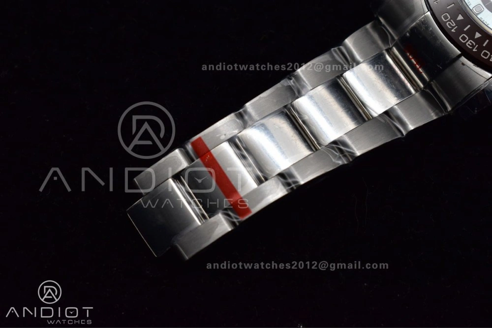 Daytona 116506 QF 1:1 Best Edition Ice Blue Dial Lume Markers on SS Bracelet SH4130 V3 (Gain Weight)