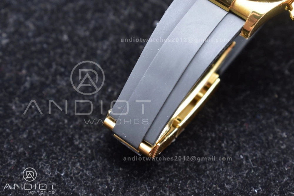 Daytona 116518 BTF 1:1 Best Edition YG Black Dial on Oysterflex Rubber Strap SA4130