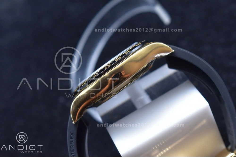 Daytona 116518 Clean 1:1 Best Edition Black Diamonds Dial on Oysterflex Rubber Strap SA4130 V2