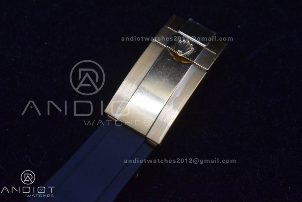 Daytona 116518 Clean 1:1 Best Edition Black Diamonds Dial on Oysterflex Rubber Strap SA4130 V2