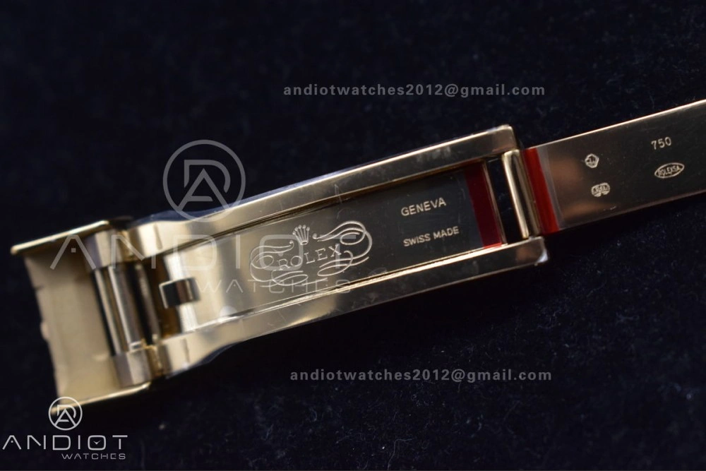 Daytona 116518 Clean 1:1 Best Edition Black Diamonds Dial on Oysterflex Rubber Strap SA4130 V2