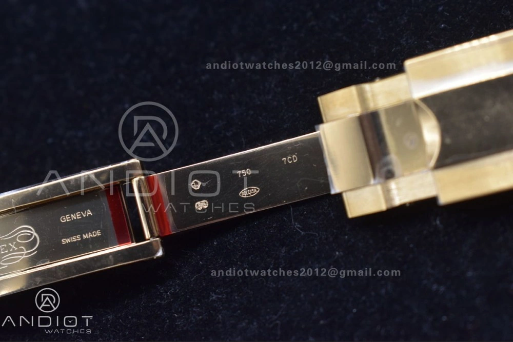 Daytona 116518 Clean 1:1 Best Edition Black Diamonds Dial on Oysterflex Rubber Strap SA4130 V2