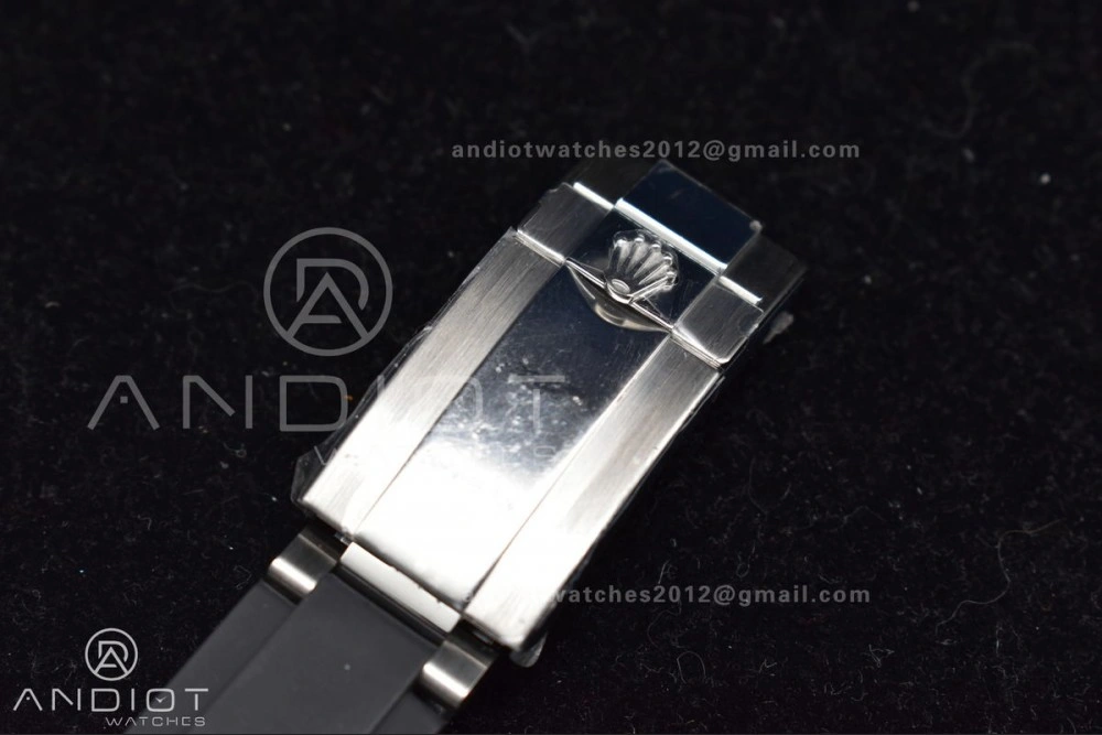 Daytona 116519 Clean 1:1 Best Edition 904L SS Case Silver Black Dial on Rubber Strap SA4130 V2