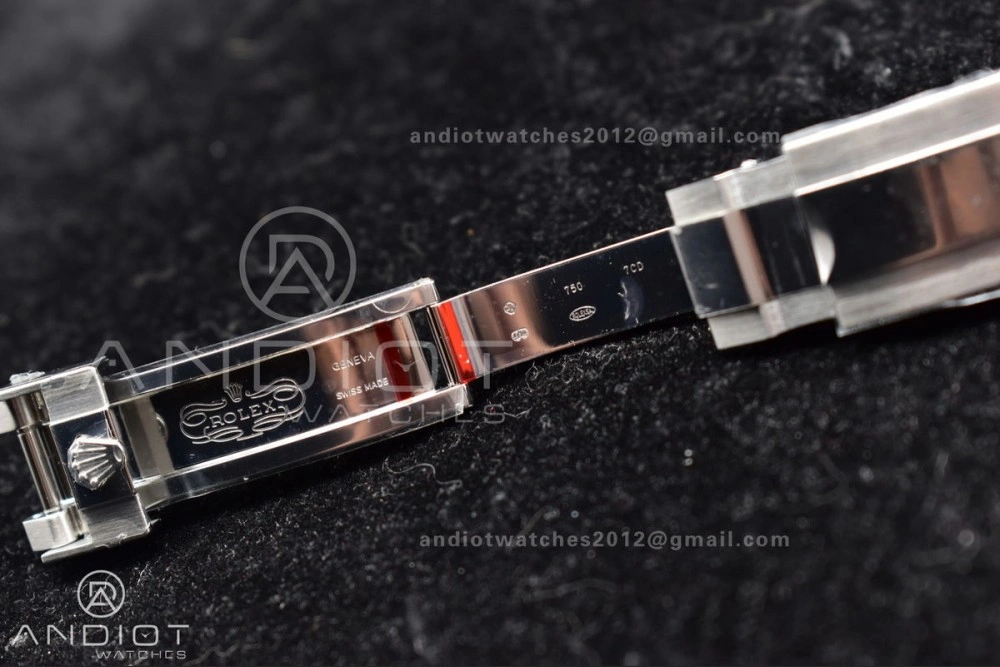 Daytona 116519 Clean 1:1 Best Edition 904L SS Case Silver Black Dial on Rubber Strap SA4130 V2