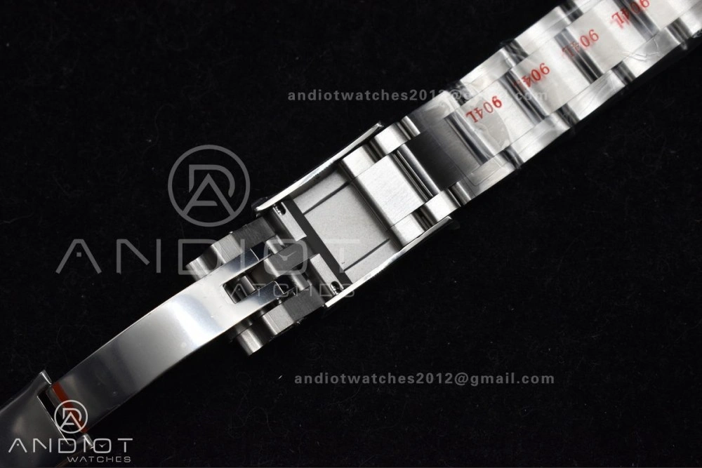 Daytona 126506 QF 1:1 Best Edition Ice Blue Dial Stick Marker on SS YG Braclet SH4131 V5