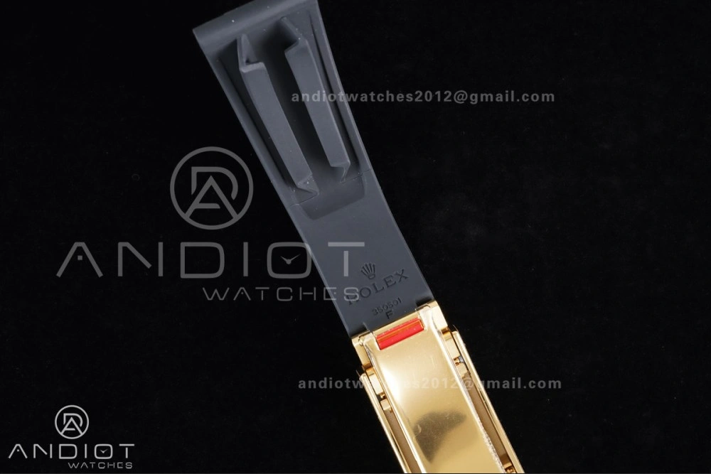 Daytona 126518 VSF 1:1 Best Edition Black YG Dial on Oysterflex Strap VS4131 V2 (Weighted)